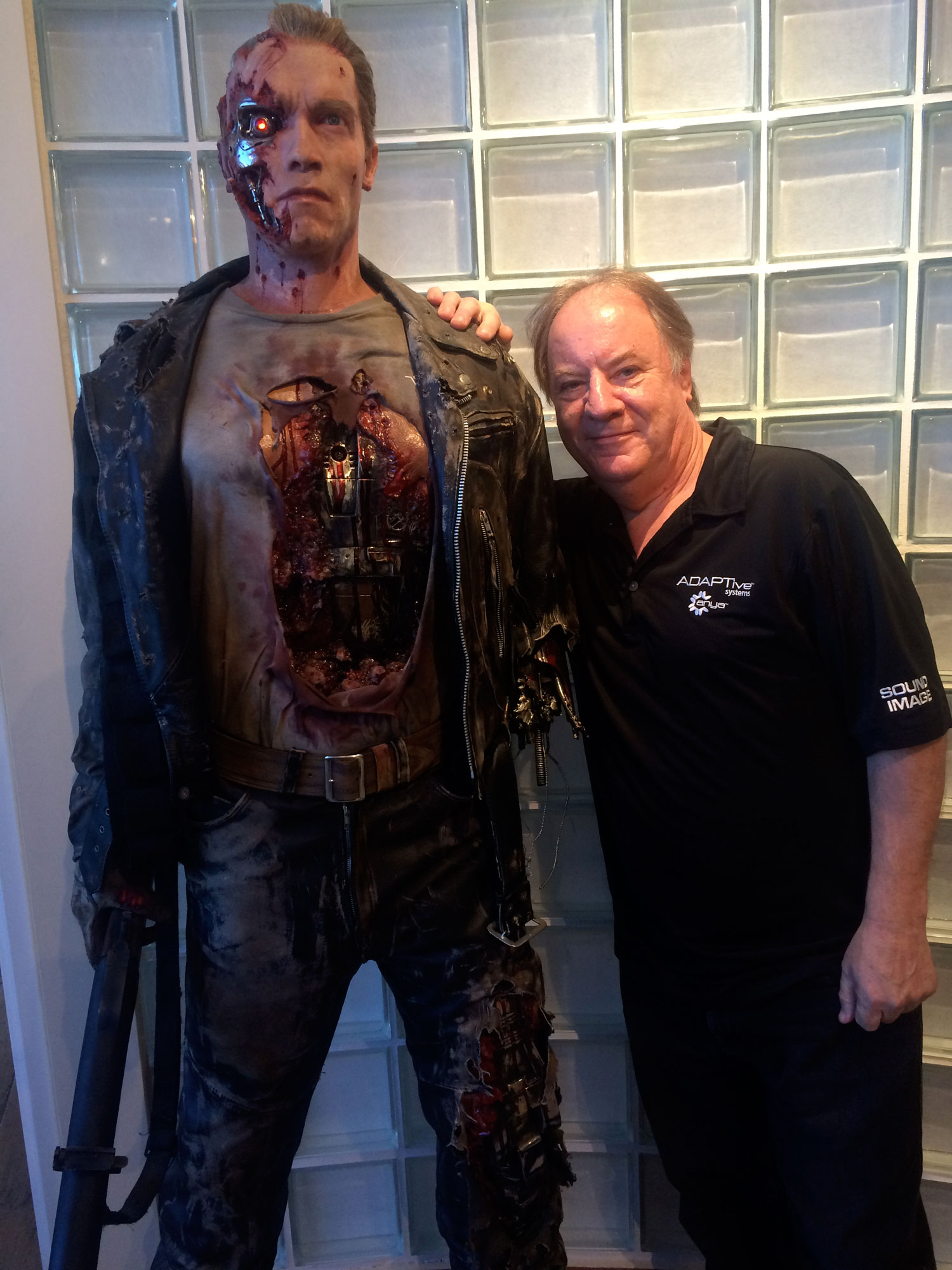 Arnold Schwarzenegger with Mick Walker