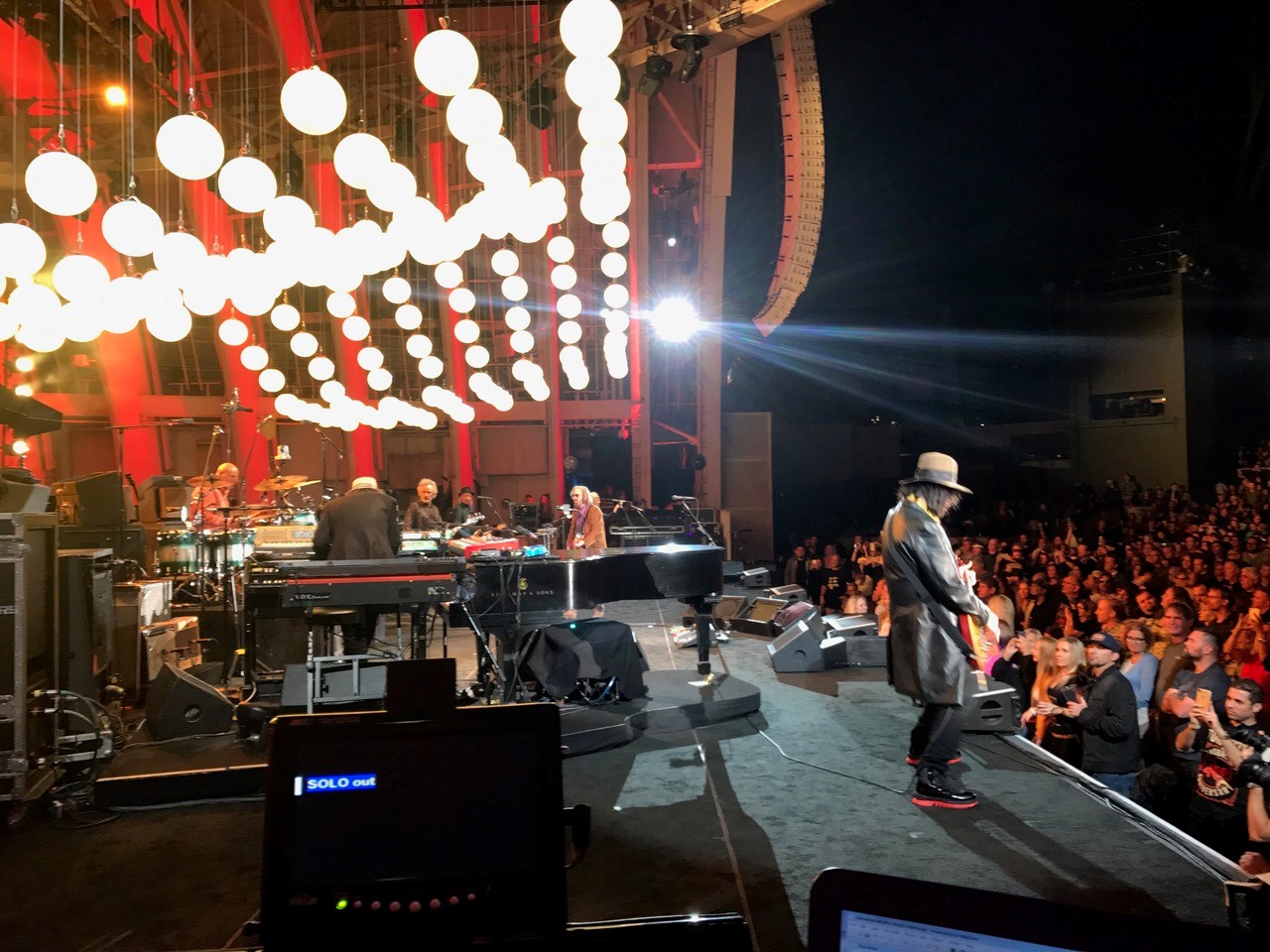 Tom Petty & The Heartbreakers with ViVi-Q Teleprompters